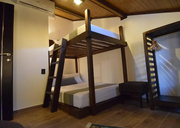 Kale 3* Gjirokastër