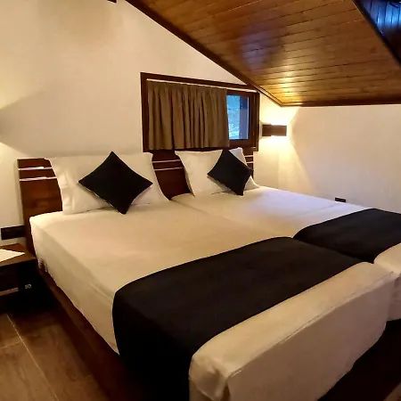 Kale 4* Gjirokastër