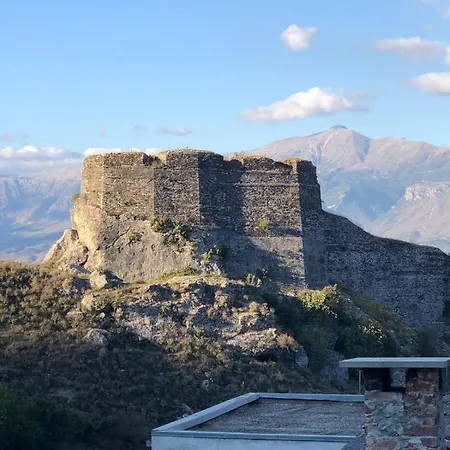 Kale 4* Gjirokastër